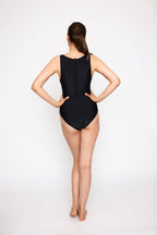 Julia Zip Back image 1